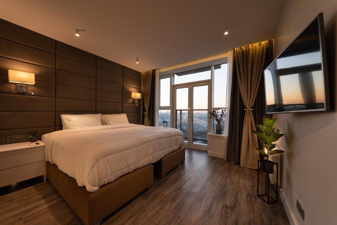 Victory-21 Luxury Apartment Center Kyiv Exterior photo