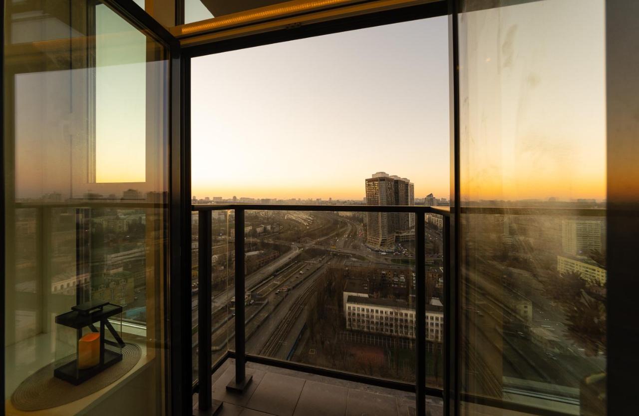 Victory-21 Luxury Apartment Center Kyiv Exterior photo
