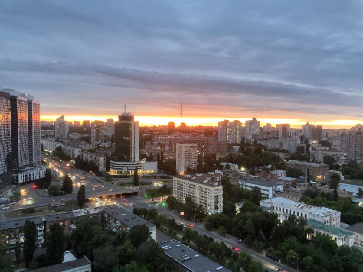 Victory-21 Luxury Apartment Center Kyiv Exterior photo